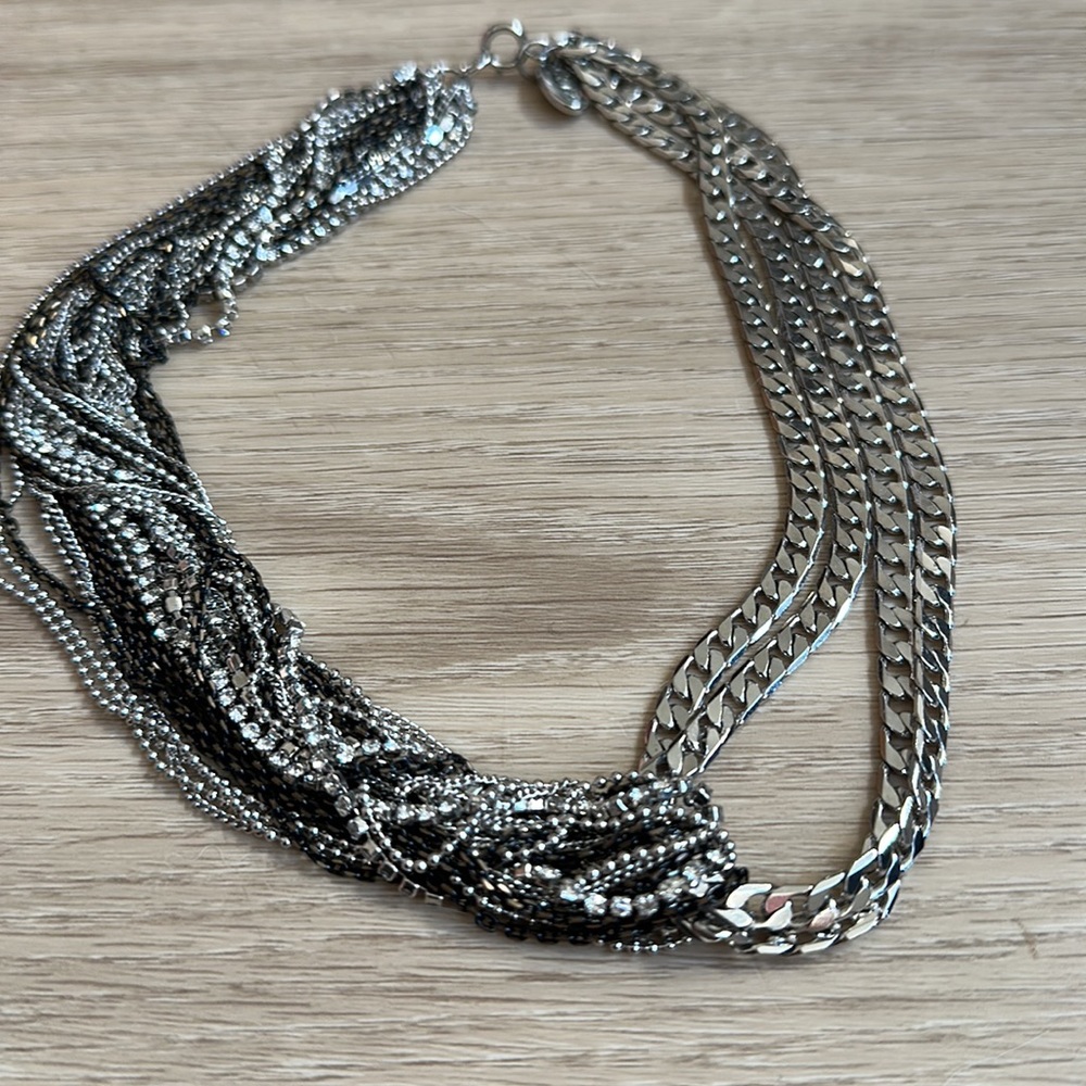 Multistranded necklace - Picture 3 of 5